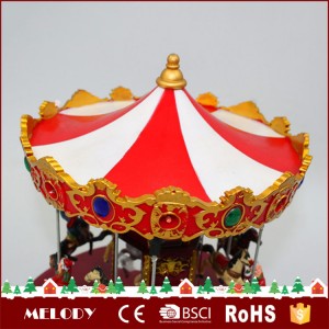 Ememme Polyresin Santa Clause Carousel ịchọ mma ekeresimesi nwere igbe egwu