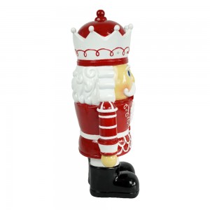 Melody osunwon Alabọde iwọn Polyresin nutcracker titunse pẹlu ina LED