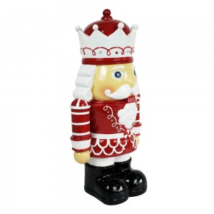 Melody osunwon Alabọde iwọn Polyresin nutcracker titunse pẹlu ina LED