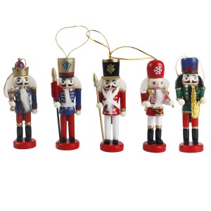 Haingo Krismasy hazo vita amin'ny hazo mini miaramila modely nutcracker