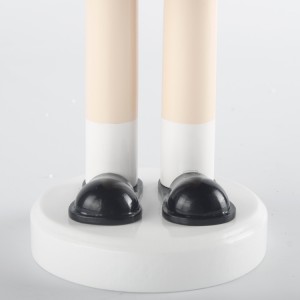 Osunwon ojo ibi ati ayẹyẹ ipari ẹkọ ebun iranti kekere girl onigi ipè nutcracker figurines