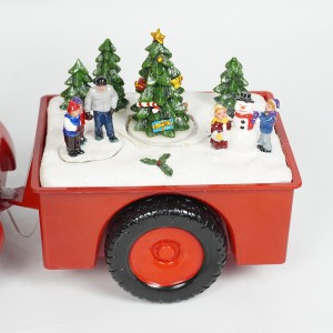 Bultuhang bagong Plastic Truck Xmas Santa Village Scene musical led water spinning Christmas snow globe