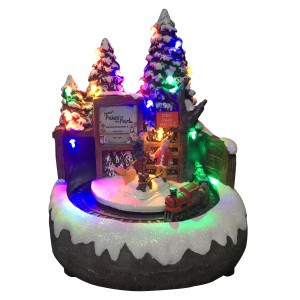 LED light up Snow Scene Doggy & rotating Train resin musical Christmas village para sa napapanahong palamuti at regalo