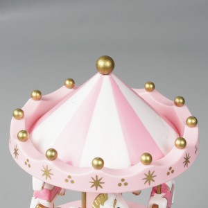 Wholesale nalamdagan nga Christmas Carrossel decor, rotating round merry go carousel music box para sa bata nga regalo