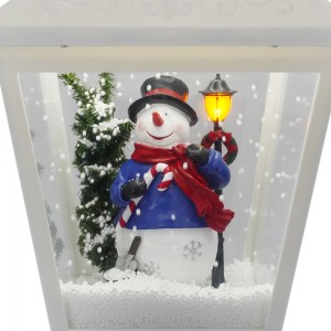 Xmas Scene Musical Tabletop Lantern, Christmas Led ljocht op snie lamp post foar fakânsje dekor