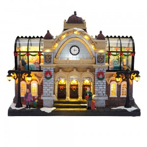 Wholesale Noel Led lighted Ski Xmas Scene& musical train station Christmas village house Christmas decoration 2024