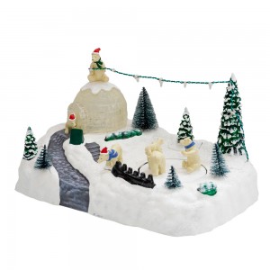 Wholesale Animated plastic LED Christmas village houses with Polar bear christmas decors with movement and music