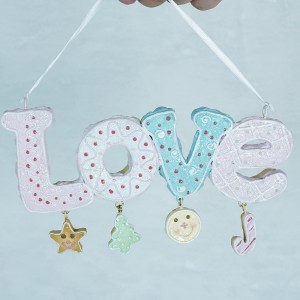 2023 Wholesale Christmas tree ornaments Love ornament Resin Hand-painted Crafts letter pendant Christmas hanging decor